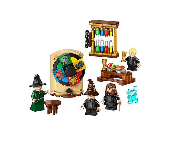 76460 LEGO® Harry Potter™ Hogwarts™ Castle: Sorting Hat™ Ceremony