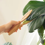 Kikkerland Leaf Cleaning Tongs