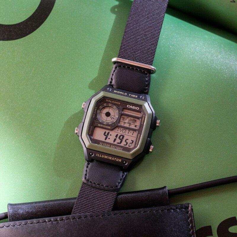 Orologio Unisex Casio AE-1200WHB-1B Illuminator Nero Verde Resina Digitale Qu Orologio Unisex Casio AE-1200WHB-1B Illuminator Nero Verde Resina Digitale Qu