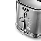 Delonghi CTV3003.M 4 Slice Toaster