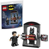 30726 LEGO® DC Batman™: Bruce Wayne™ and the Batsuit™ Recruitment Bag